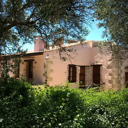 In Guest - Traditional For Relaxation And Rejuvenation Guest house *