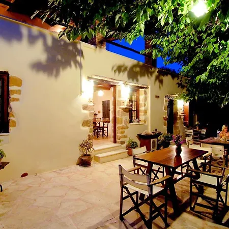 In Guest - Traditional For Relaxation And Rejuvenation Guest house