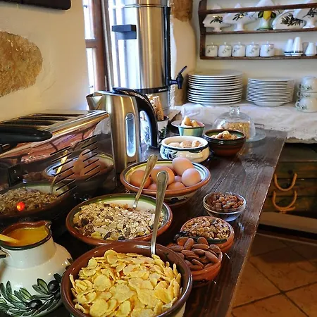 In Guest - Traditional For Relaxation And Rejuvenation * Chania (Crete)